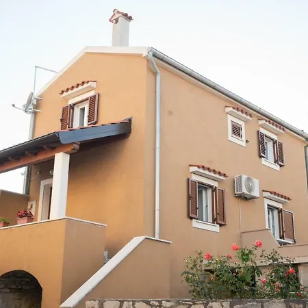 Kuca Za Odmor Bluzovi * Cres